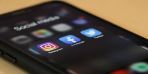 Balancing Life and Technology: What One Young Person Learned from a 60-Day Social Media Detox